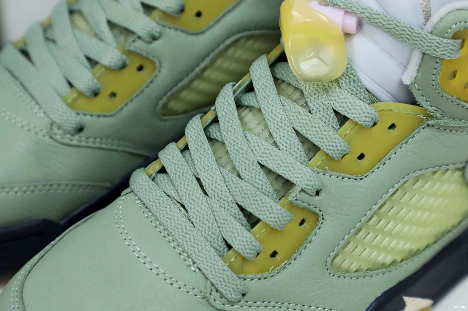 JORDAN 5 